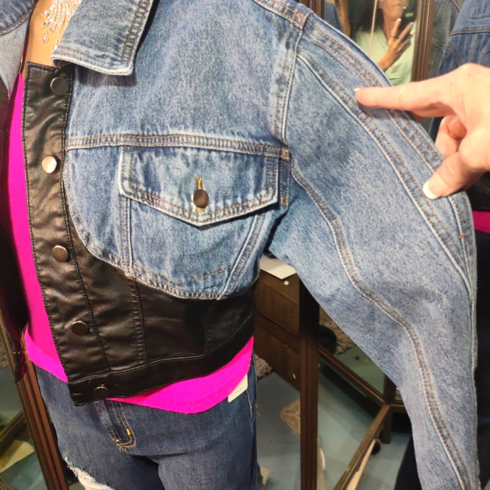 Cropped denim/pleather jacket. Never Been Worn!! M - Picture 4 of 9